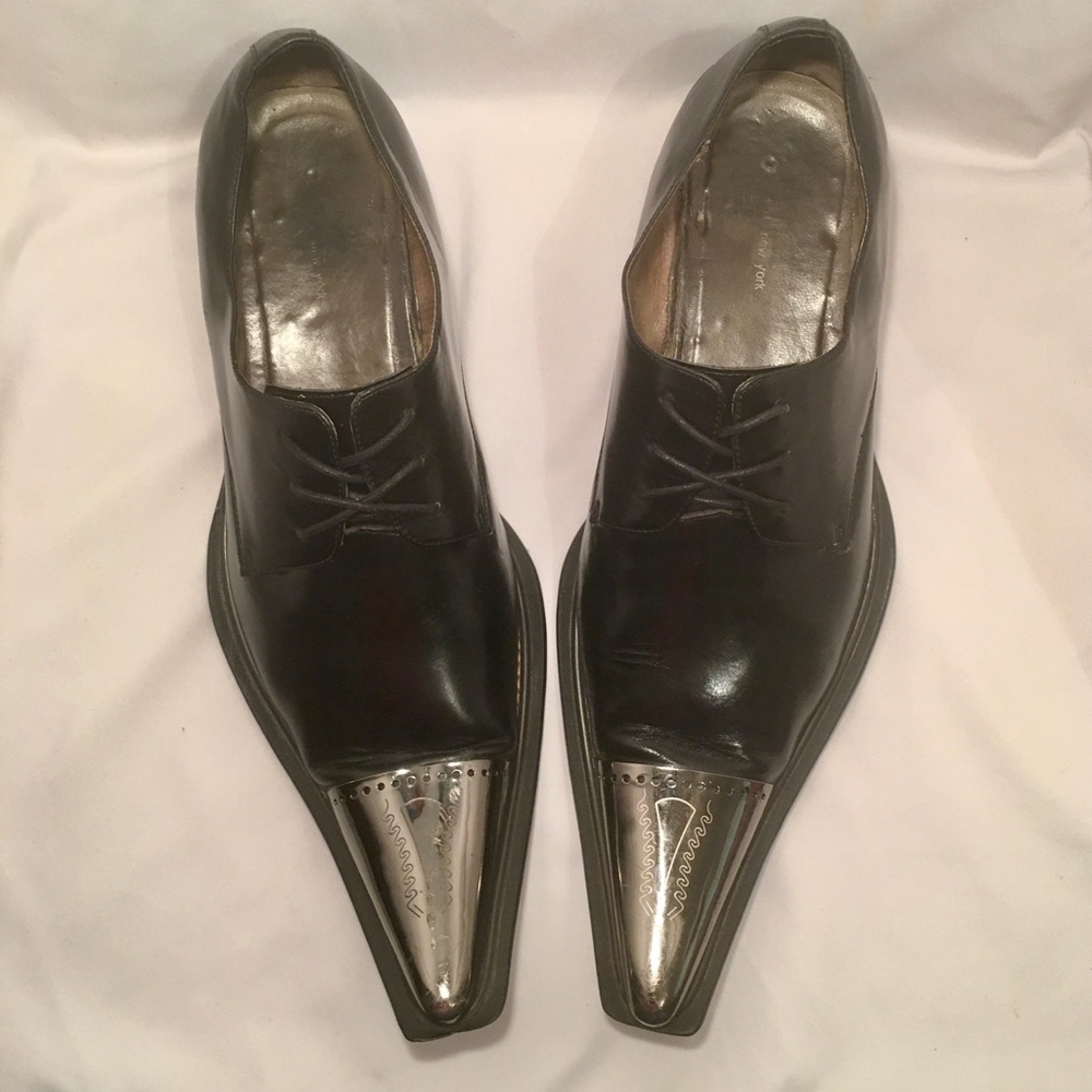 Men’s Metal Tip Dress Shoes